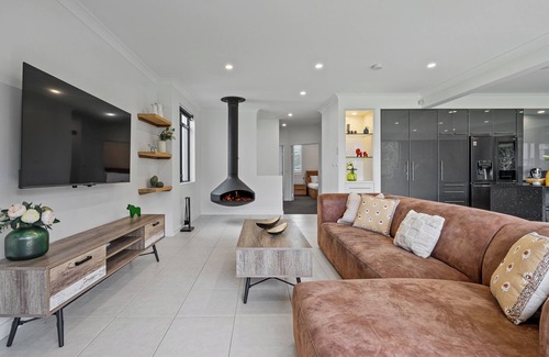Towradgi Casa | Towradgi Beach House - the perfect beachside home