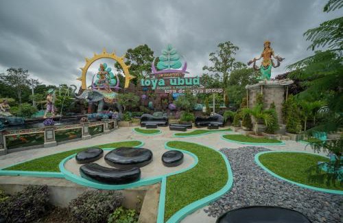 Kenderan Otro | Toya Ubud Ecopark & Waterfall