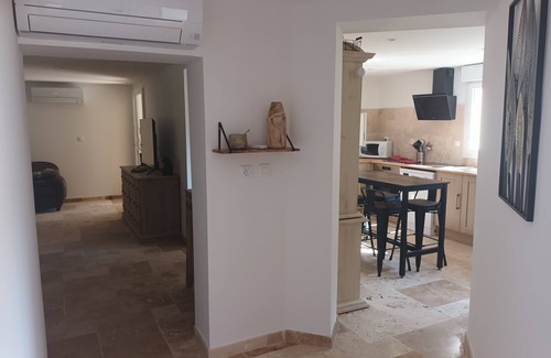 Brignoles Apartamento | Très Beau Meublé Vacance, Clim Jacuzzi, Jardin,tout Confort !