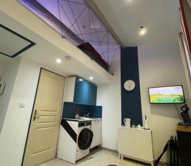 Sainte-Marguerite Apartamento | Très beau Studio 9eme