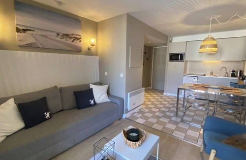 Le Touquet-Paris-Plage Apartamento | Very nice 6 person apart with swimming pool, tennis court and car park 202