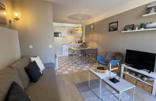 Le Touquet-Paris-Plage Apartamento | Very nice 6 person apart with swimming pool, tennis court and car park 202