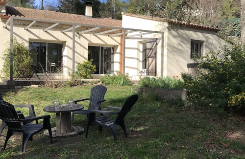 Les 3 Ponts Casa | Très Grand Mazet Rénové Avec Jacuzzi et Grand Jardin