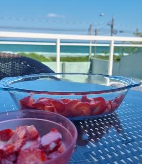 Matinhos Casa | Tríplex de frente para o mar com 4 quartos