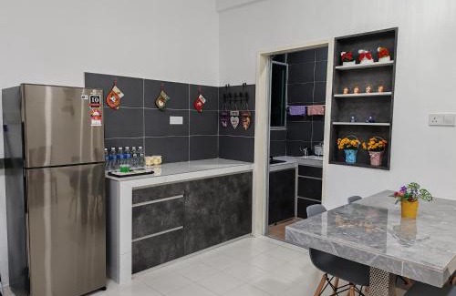 Sandakan Apartamento | Tracy Homestay