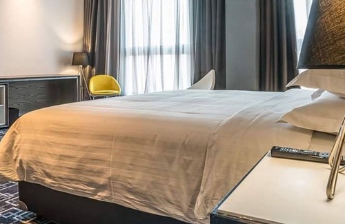 Gigiri Cama Y Desayuno | Trademark Hotel, Trademark Suite Single Room in Nairobi no004