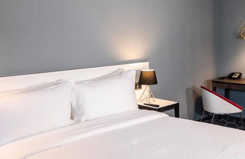 Gigiri Cama Y Desayuno | Trademark Hotel, Trademark Suite Single Room in Nairobi no004