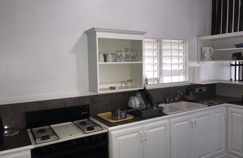 St. Patrick Casa | Tradewinds- casa tranquila con vista al mar