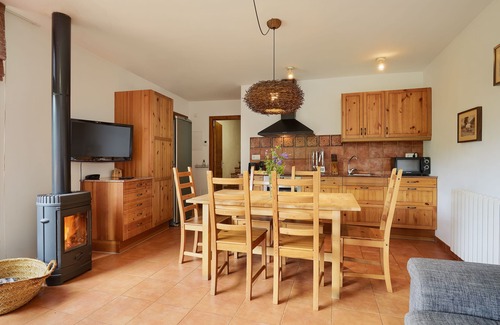 Rocabruna Cabaña | ⭐Masia rural completa para 21 pers en Camprodón⭐BBQ/ WIFI/Jardín/Naturaleza