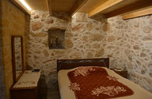 Agios Georgios Sykousis Casa | Traditional Chios House