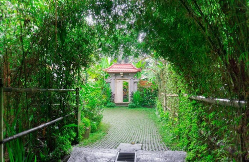 Sebatu Villa | Traditional 1BR Villa Located In Tegalalang - W/Outdoor Swimming Pool!