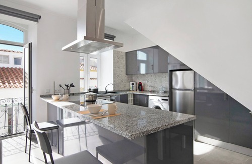 Alte Apartamento | "Apartamento tradicional de 3 dormitorios" con vistas a la montaña, terraza y Wi-Fi