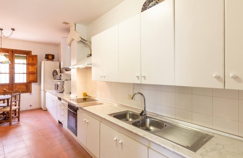 Melegis Cabaña | Casa con piscina, wifi y jardín