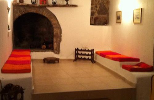 Akoumia Casa | Traditional art house 2