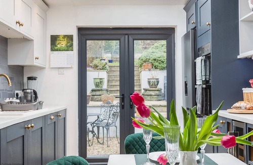Ampleforth Cabaña | Traditional Country Cottage - Pet Friendly