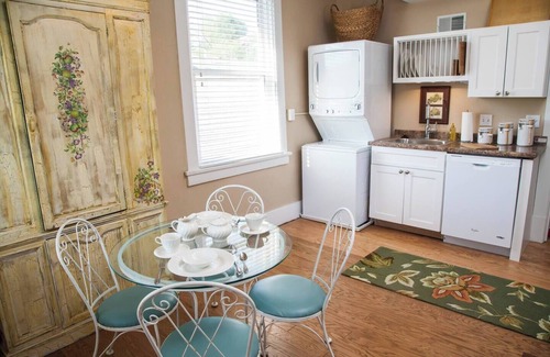 Forest Hills Apartamento | Traditional decor, 1 Brm, 1 Bath, Floor 3 US OPEN