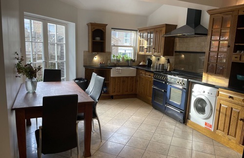Plumstead Casa | Traditional English home with historical original features