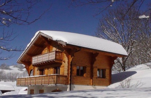 Bernex Chalet De Esquí | Chalet tradicional de Alta Saboya cerca del lago de Ginebra. 10 plazas