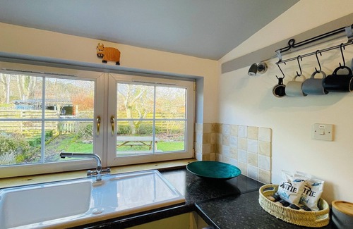 East Lewiston Cabaña | Traditional Highland Cottage Near Loch Ness-sleeps 6