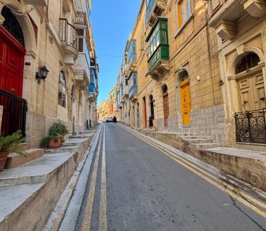 Cospicua Casa | Traditional House in Cospicua - Tal-Kajjik Guesthouse near Valletta Ferry Service