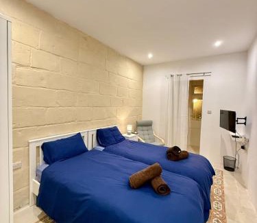 Cospicua Casa | Traditional House in Cospicua - Tal-Kajjik Guesthouse near Valletta Ferry Service