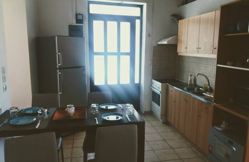 Gonia Casa | Casa tradicional en la colina de Kefala junto a la playa de arena de Rethymnon y Gerani