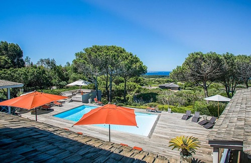 Bonifacio Casa | Traditional house with pool close to the beach