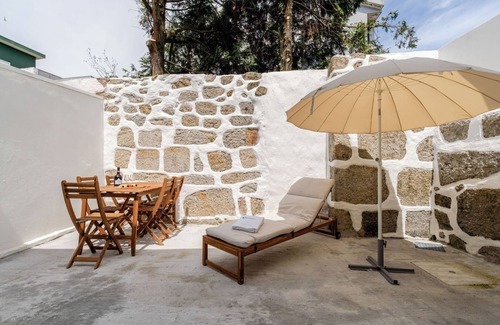 Ramalde Casa | HostWise - Traditional House with Terrace