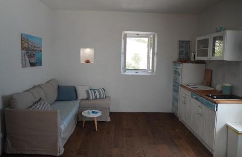 Murvica Apartamento | Traditional island Murvica house