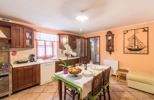 Valdebek Apartamento | Casa tradicional de Istria en Pula con piscina ideal para una familia