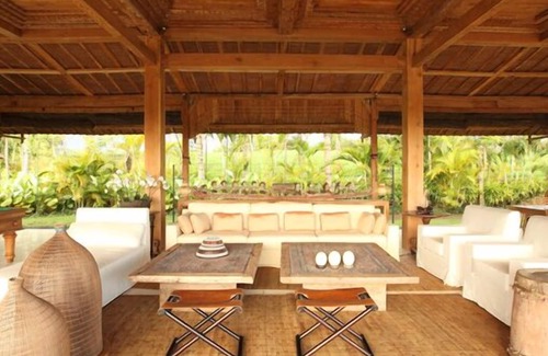 East Selemadeg Villa | Villa Joglo tradicional de 5 hab. Con vista al mar