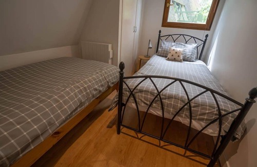 Linlithgow Cabaña | LODGE tradicional 5 - una casa de campo tradicional, para 5 personas en 2 dormitorios