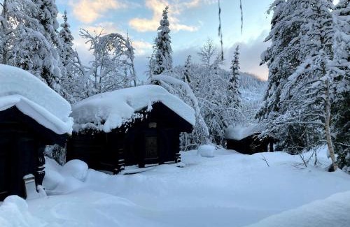 Seljord Casa | Traditional Log Cabin By Lake Seljord