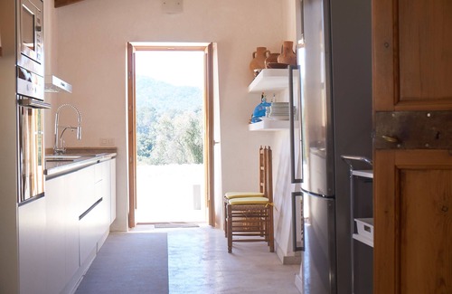 Manacor Cabaña | Finca mallorquina tradicional con magníficas vistas al mar y a la montaña.