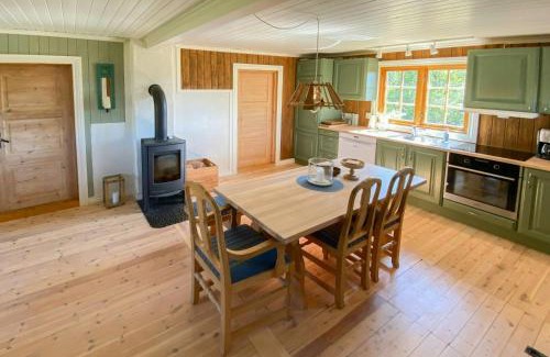 Gol Municipality Casa | Traditional Mountain Farm With Views Of Skogshorn
