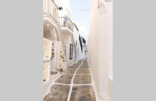 Little Venice Apartamento | Traditional Myconian Studio in the heart of Chora
