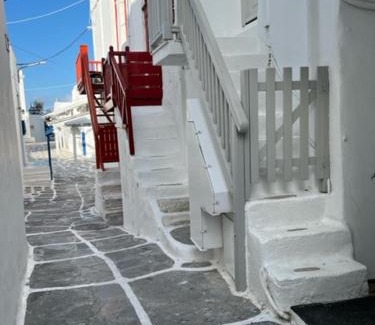Little Venice Apartamento | Traditional Myconian Studio in the heart of Chora