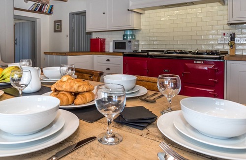 St Brides Cabaña | 2 bedroom accommodation in Whitesands, near St Davids