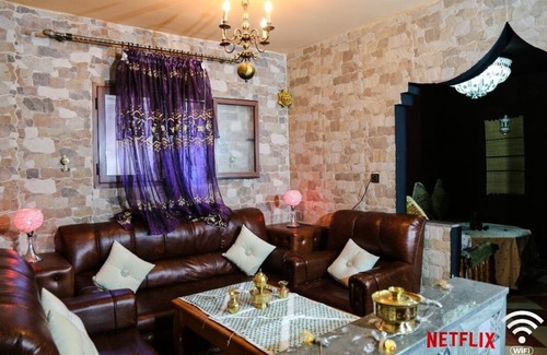 Azrou Apartamento | Traditional salam apartment