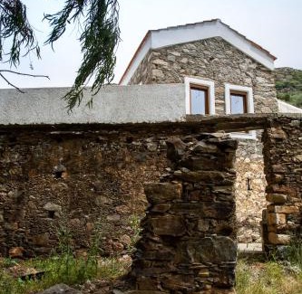 Kantanos-Selino Apartamento | Traditional stone build country house Shale