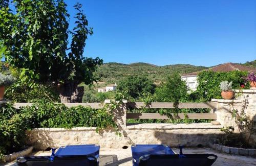 Pylos-Nestoras Apartamento | Traditional Stone House at Great Location
