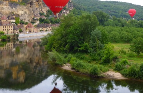Vezac Casa | Traditional Stone house with wonderful village and river views.