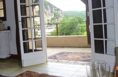 Vezac Casa | Traditional Stone house with wonderful village and river views.
