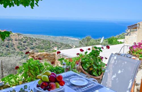 Keramoti Casa | Traditional Stone House with Mountain & Sea Views "KeramotisDream"