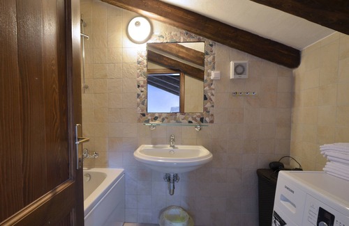 Kotli Casa | Traditional Stone House