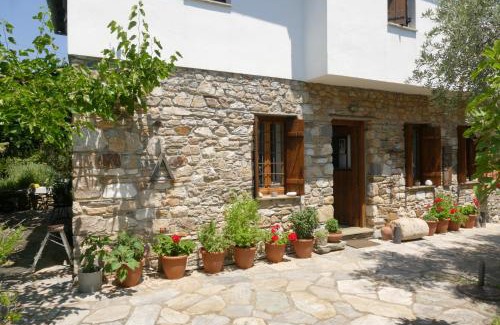 Xinovrisi Casa | Traditional Stonehouse