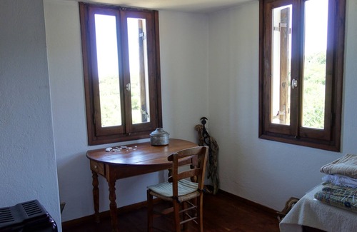 Xinovrisi Casa | Casa de piedra construida con amor sobre Potistika