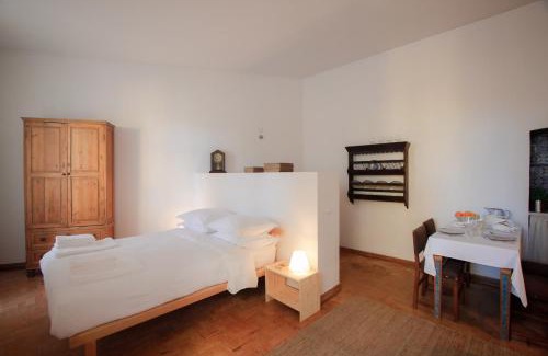 Alfama Apartamento | Traditional Studio in Alfama