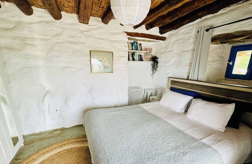 Andros Cabaña | Traditional Suite -Two-Bedroom with Kitchenette - Valley, Seaview, Pool & Sunset