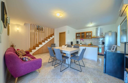 Sumartin Villa | Villa dálmata tradicional con piscina privada, vistas al mar, isla de Brac